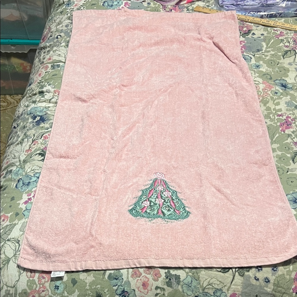 Cecil Sadah Pink Towel with Christmas Tree Embroidery Vintage